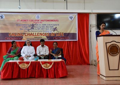 Seminar on Facing Challenges in Life