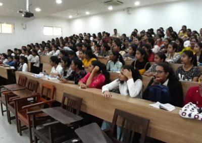 Seminar-Badalon Ke Ghere