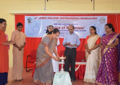 Physics of Materials - Lecture Series