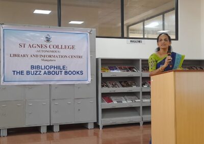 Bibliophile: The Buzz About Books