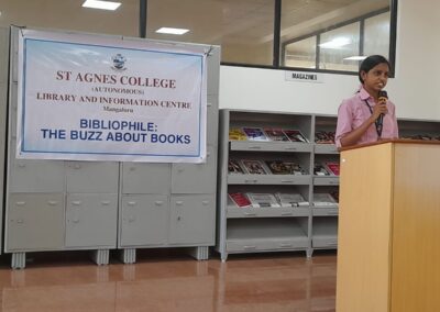 Bibliophile: The Buzz About Books