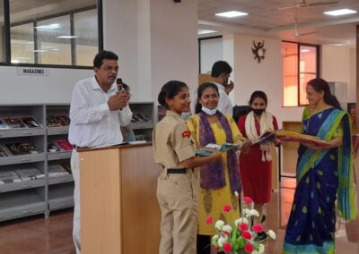 Bibliophile: The Buzz About Books