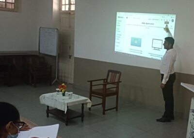 Workshop on ZOHO Books enthrals Students