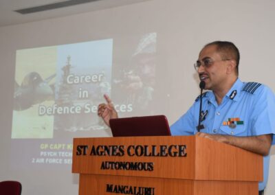 Career Opportunities in Defence and Career Opportunities for Psychologists in Defence Service