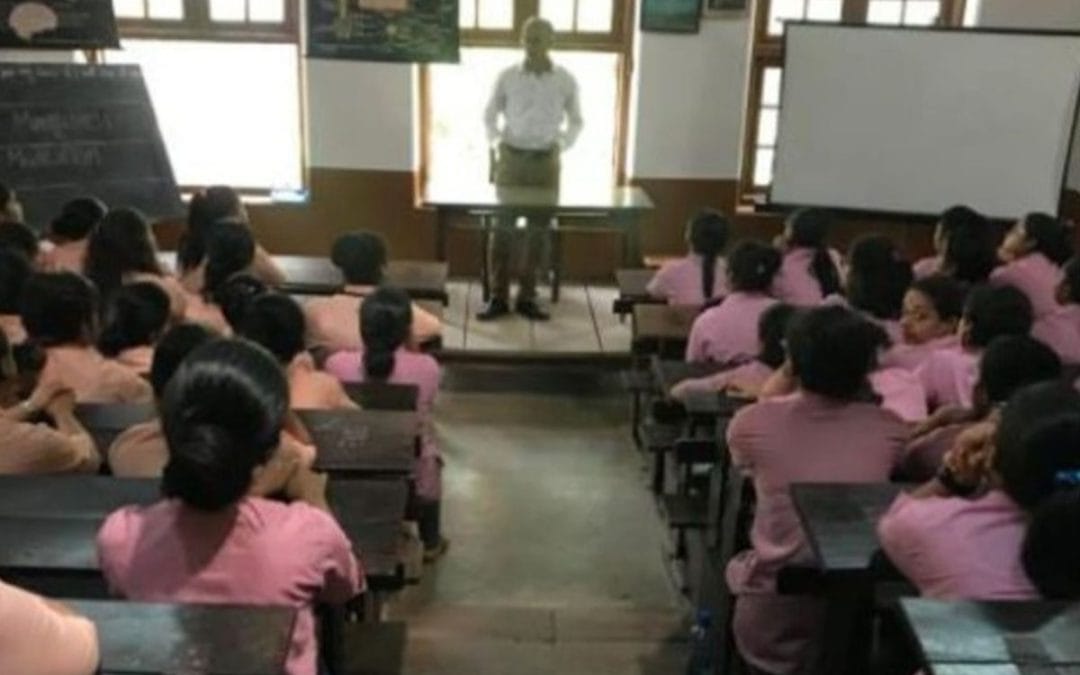 Seminar on mindfulness meditation