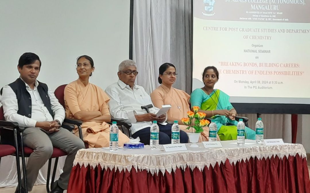 National Seminar on “Breaking bonds, Building careers: The Chemistry of Endless Possibilities“