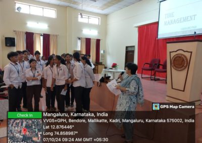 Seminar on strategic time management