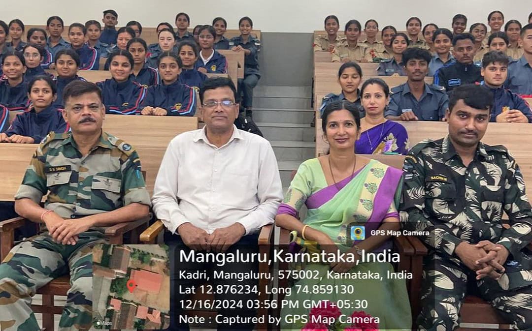 Talk on “Emerging energy transition”