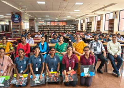 Odhuganinda Odhuganige: A Kannada Literature Book Review