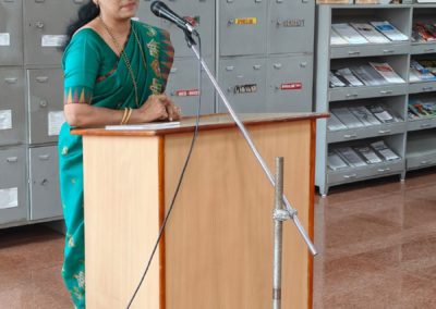 Odhuganinda Odhuganige: A Kannada Literature Book Review