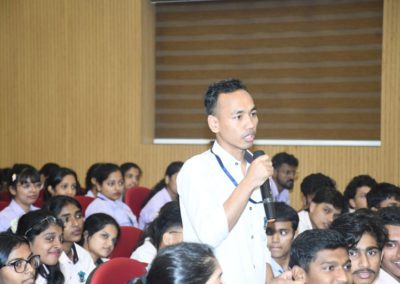 Empowering Students with Stock Market Insights: "Anybody Can Trade 1.0" Workshop