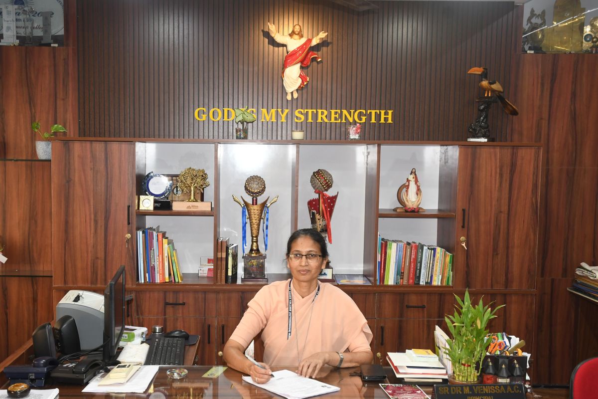 Sr Dr M. Venissa A.C.